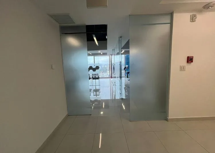 Alquiler de Oficina en Oceania, vista 2