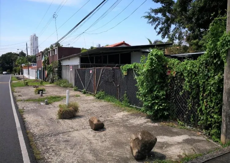 Venta de terreno en Parque Lefevre, vista 3