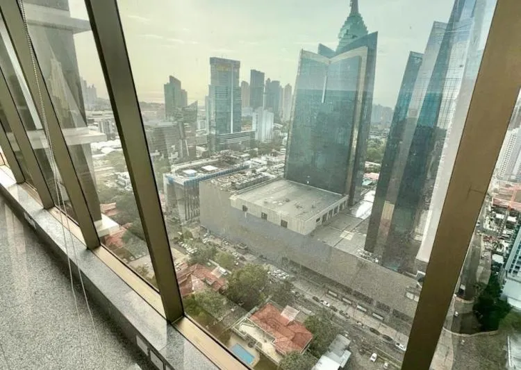Alquiler y Venta de Oficina en Obarrio, vista 3