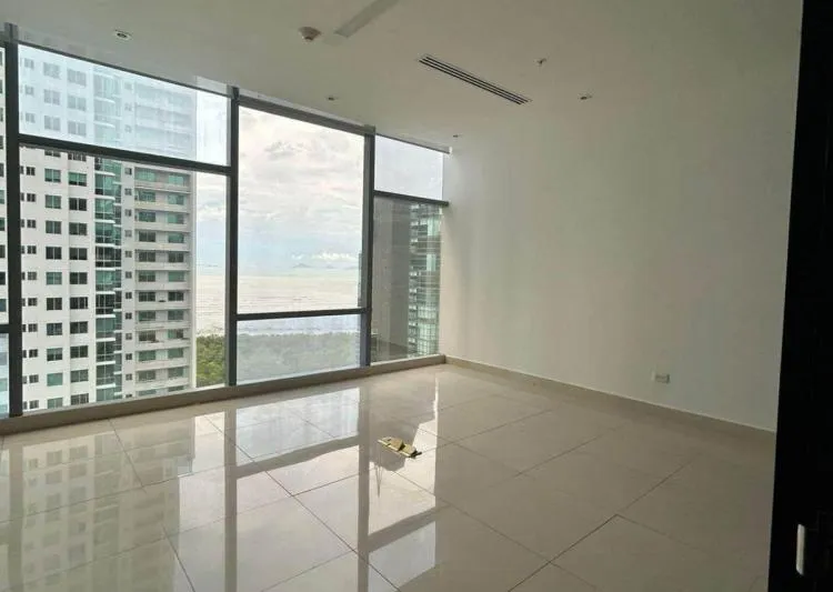 Venta de Oficina en Costa del Este, vista 3