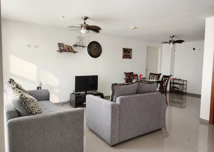 Venta de Apartamento en Ph Colinas de la Riviera, vista 3