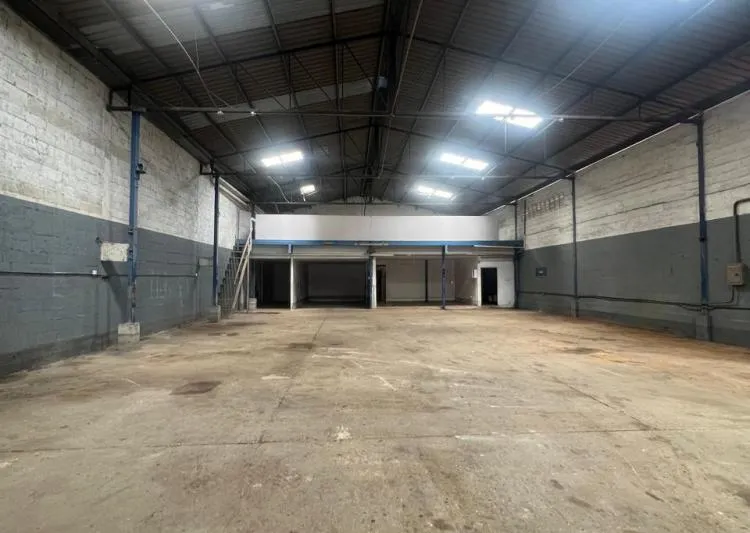 Alquiler de Galera- Parque Lefevre 960 mt2, vista 3
