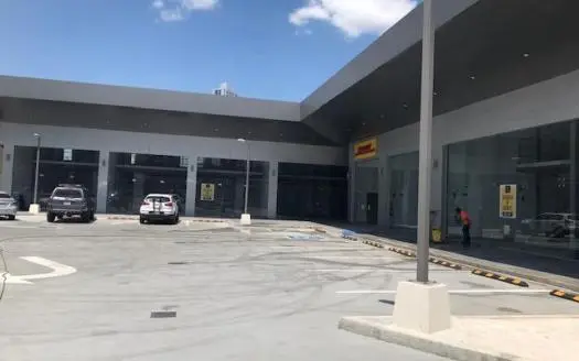 Alquiler de local comercial en Via Porras