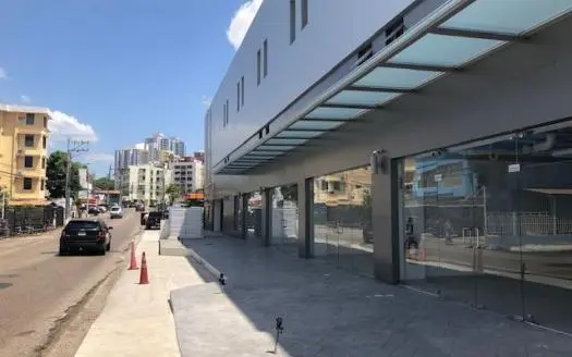 Alquiler de local en Vía Porras